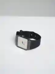 Белый женские наручные часы с коробкой