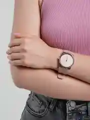 Кораллово-розовый женские наручные часы, с коробкой