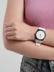 Белый женские наручные часы, с коробкой