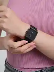 Черный женские наручные часы с коробкой
