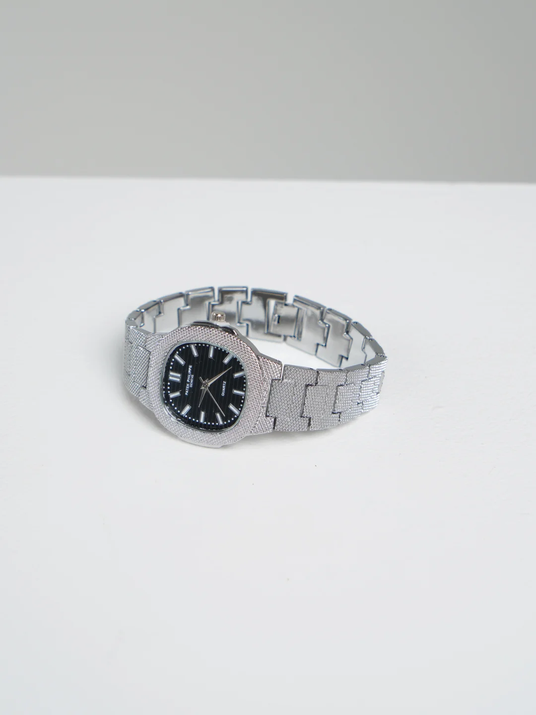 Черный часы женские наручные Patek Philippe, с коробкой