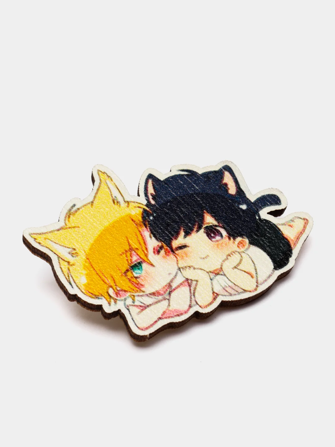 Значок деревянный по аниме "Банановая рыба" (Banana Fish)