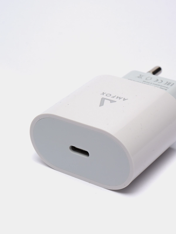 Блок питания для Apple с Type-C с быстрой зарядкой 20W СЗУ зарядное устройство для айфона