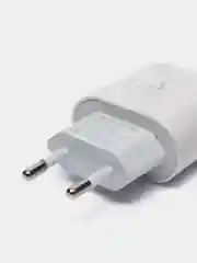 Белый блок питания для Apple с Type-C с быстрой зарядкой 20W СЗУ зарядное устройство для айфона