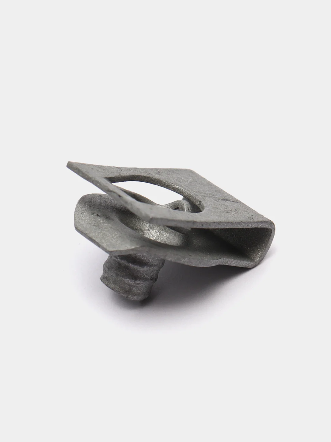 GM 11515842 General Motors 11513599 Гайка Клипса П-образная Крепежная для Бампера ПТФ