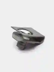 GM 11515842 General Motors 11513599 Гайка Клипса П-образная Крепежная для Бампера ПТФ