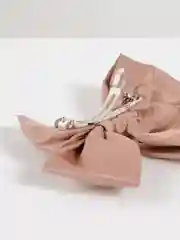 Бежевый меланж бант на заколке