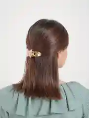 Розовый краб-заколка для волос
