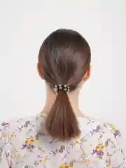 Серый резинки для волос