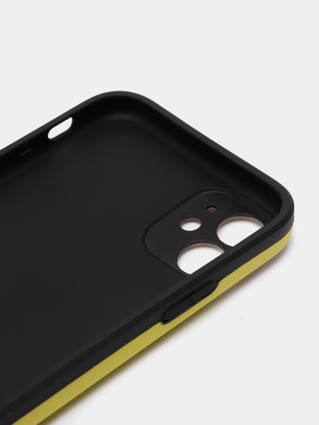 Желтый чехол силиконовый на iPhone 11 12 Айфон 11 12