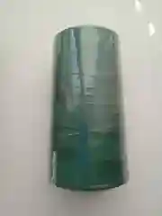 Нитки большие разных цветов для шитья и оверлока