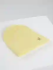 Желтый женская шапка с укладкой назад Лаура