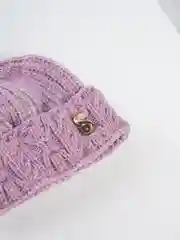 Конфетный шапка женская, вязаная