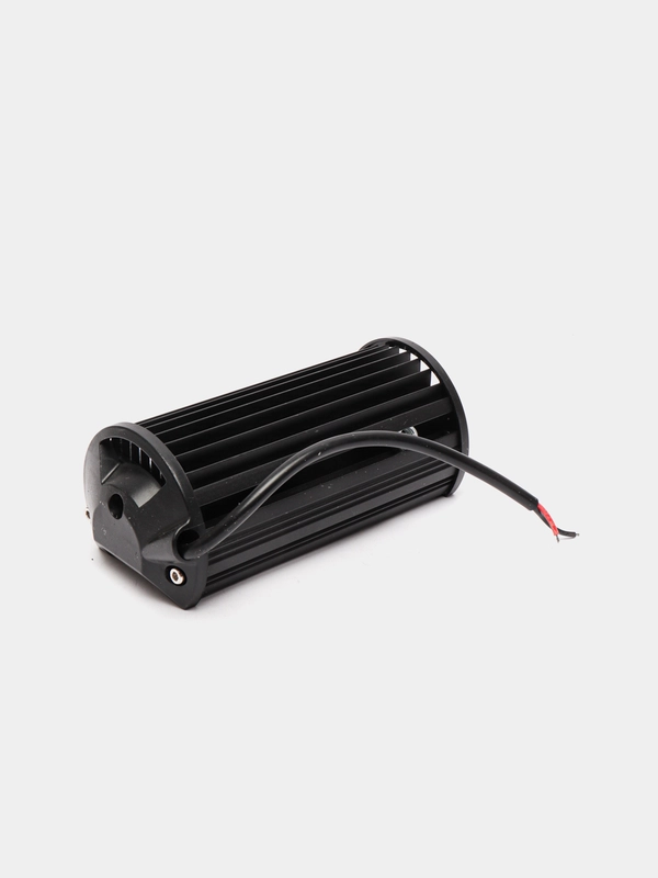 Светодиодная фара LED прямоугольная FL-96-2P, 12V с креплением, 168 х 60 х 80