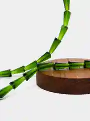 Зеленый бусины стеклянные, форма конус