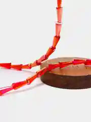 Красный бусины стеклянные, форма конус, с АВ-эффектом