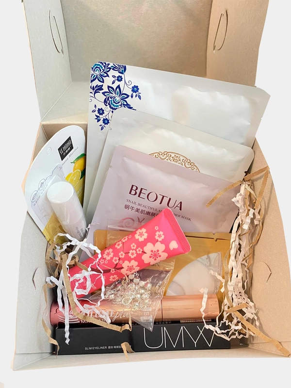 Подарочный набор косметики Beauty Box.Подарок на новый год