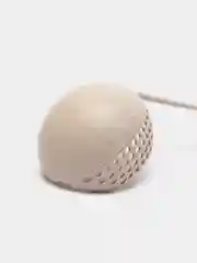 Бежевый половник шумовка