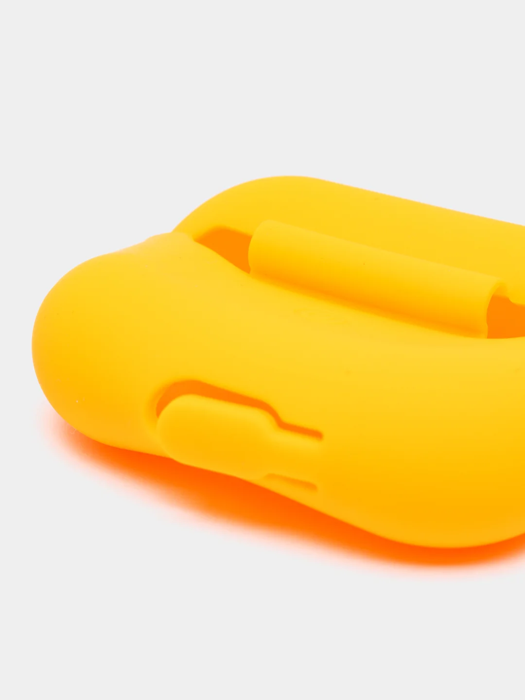 Оранжевый чехол на Airpods Pro