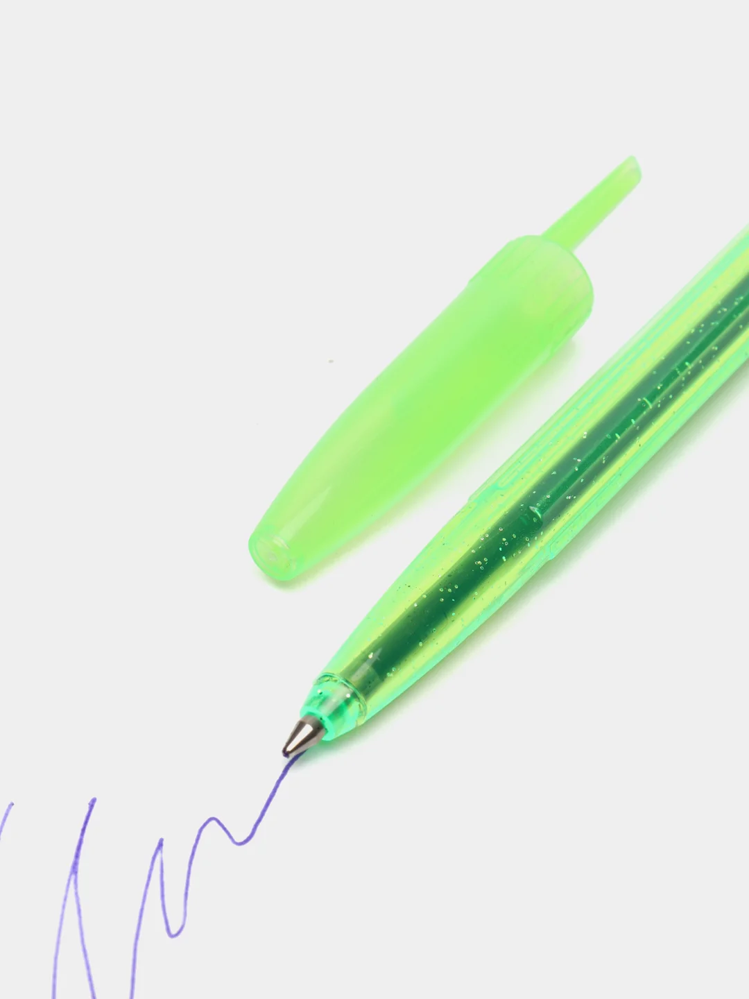 Зеленый ручка шариковая СТАММ 511 Neon, синяя, 1,0 мм, прозрачный корпус, с блестками