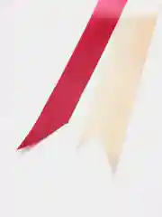 Багровый бант-шар, двухцветный