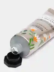 Крем для рук увлажняющий Hand Cream с экстрактом растений