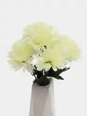 Белый искусственные цветы хризантемы, букет.