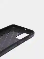 Черный чехол Samsung A32 4G имитация вставок под карбон