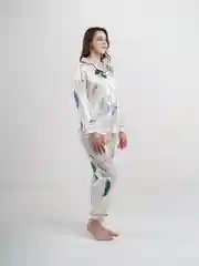 Молочный пижама женская, комплект: рубашка и брюки