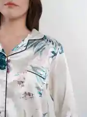 Молочный пижама женская, комплект: рубашка и брюки