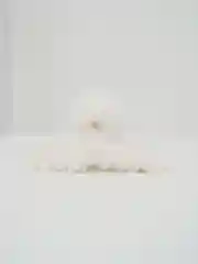Белый заколки для волос