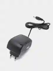 Блок питания для планшетных ПК и других устройств 9V 2A, разъем 5,5*2,5