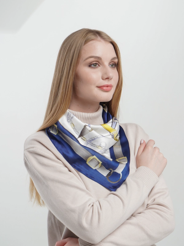 Платок женский с принтом