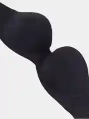 Черный бюстгальтер без бретелей
