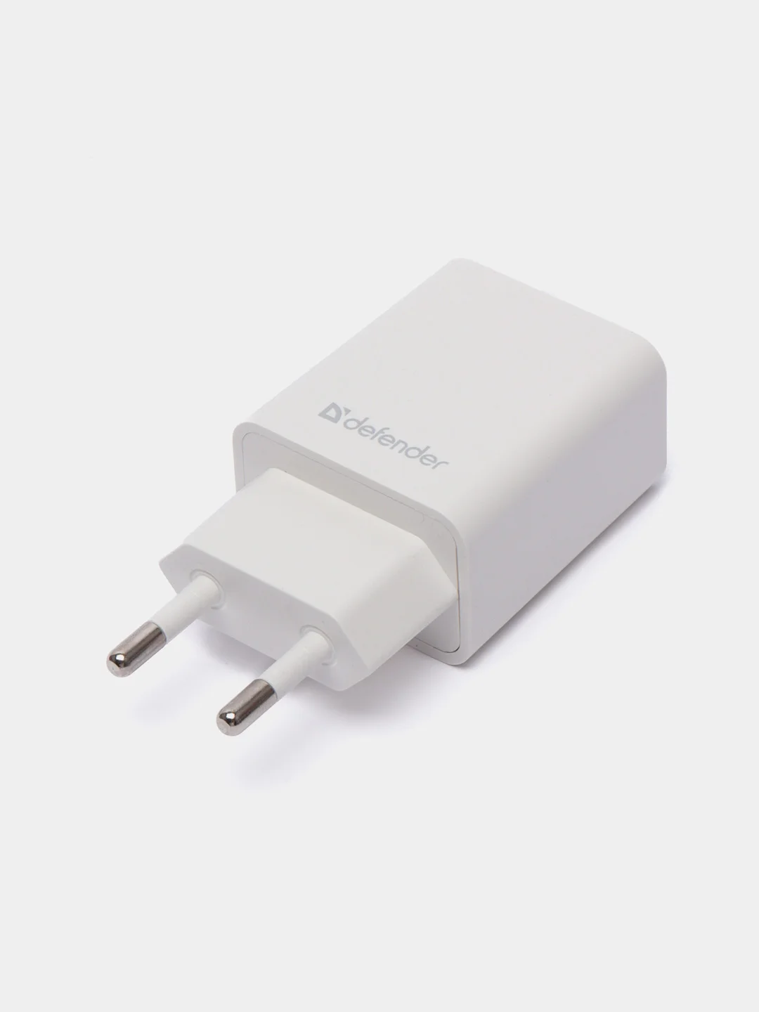 Белый сетевое зарядное устройство для телефона Defender на 3xUSB 5V/3.1А UPA-31, белый