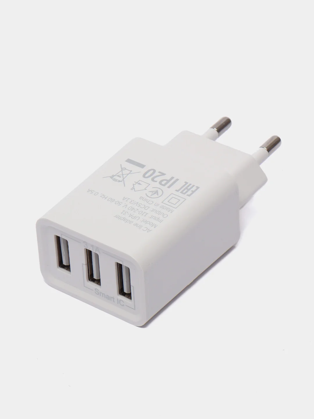 Белый сетевое зарядное устройство для телефона Defender на 3xUSB 5V/3.1А UPA-31, белый