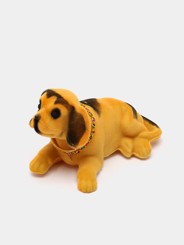 Игрушка "Кивающая собака" на приборную панель