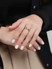 Серебряный кольцо "MOM"