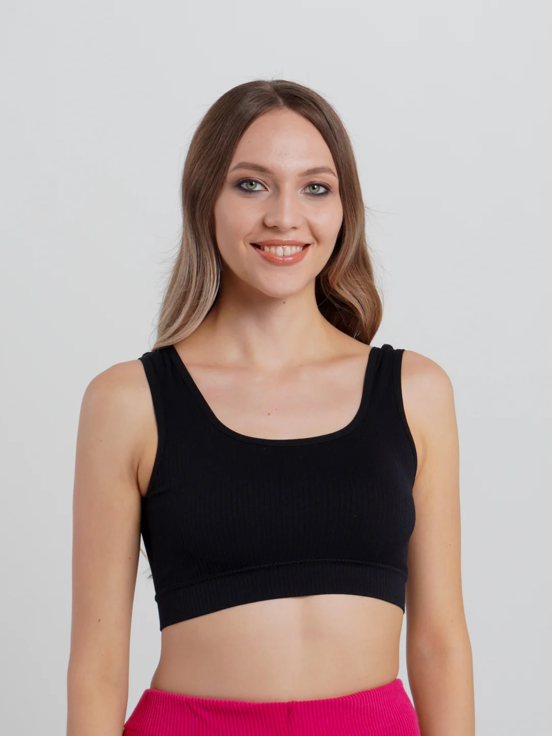 Черный топ базовый в рубчик для широкой груди PLUS SIZE