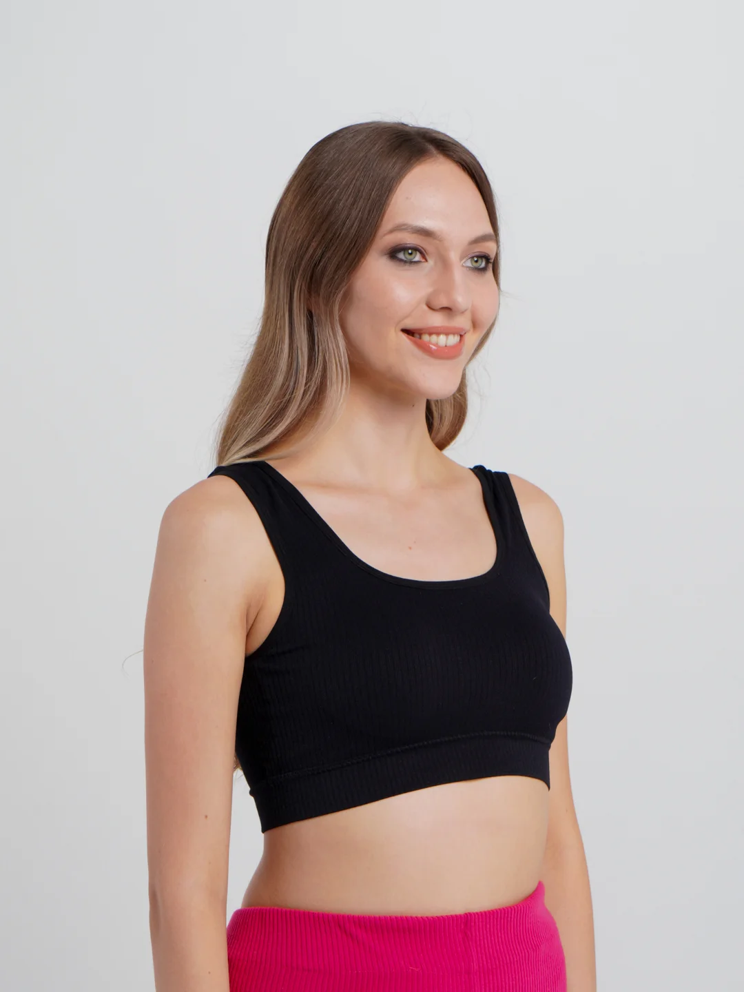Черный топ базовый в рубчик для широкой груди PLUS SIZE