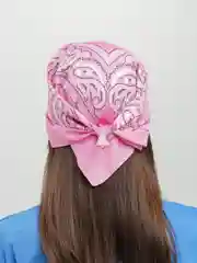 Розовый бандана на голову