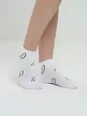 Алый носки женские