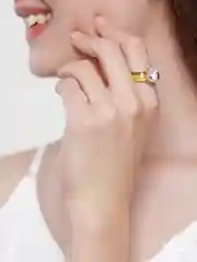 Мятный кольца из эпоксидной смолы с камнем