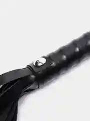 Розовый плетка БДСМ
