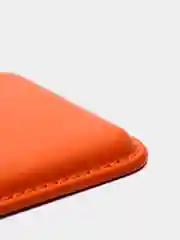 Оранжевый кошелек из эко-кожи для карт MagSafe Leather Wallet на iPhone 12, 13 ProMax