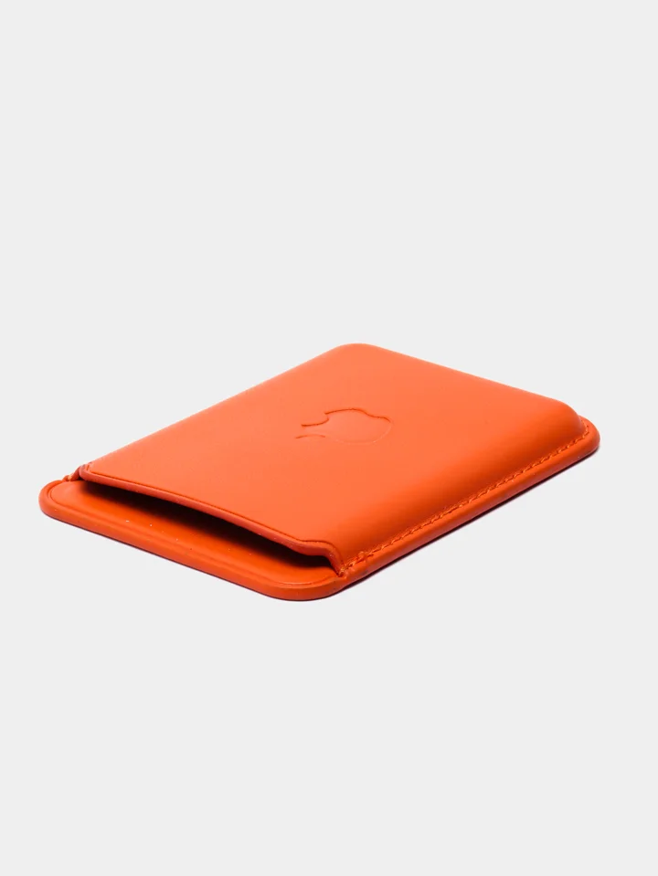 Оранжевый кошелек из эко-кожи для карт MagSafe Leather Wallet на iPhone 12, 13 ProMax