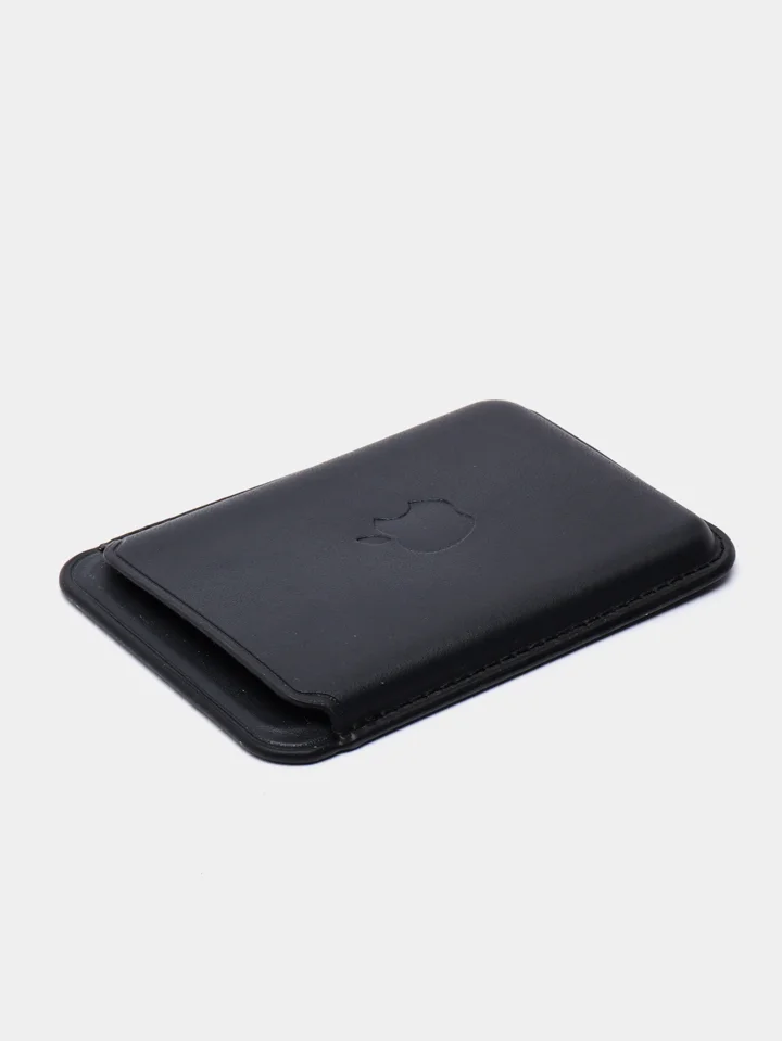Черный кошелек из эко-кожи для карт MagSafe Leather Wallet на iPhone 12, 13 ProMax
