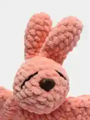 Кораллово-розовый вязаная игрушка "Комфортер"