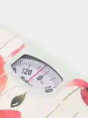 Белый весы напольные Sakura SA-5000-9 "Маки", до 130 кг, механические