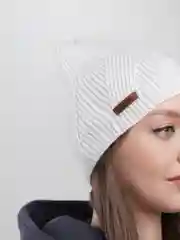 Белый шапка женская тыковка "Аран"